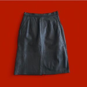Vintage 100% Lamb Leather Skirt (sz 10) w/ free skirt